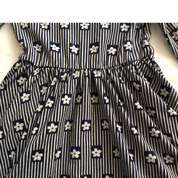 Alice + Ames Floral Dress - Picture 5 of 6